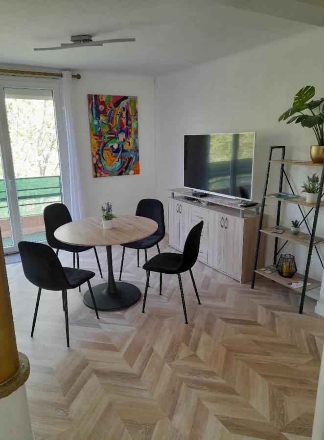 Appartement Aux Alyscamps 2, Climatisation, Wifi, Parking 阿爾勒 外观 照片